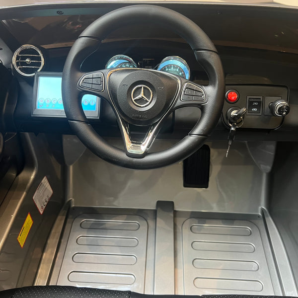 💯 Free Shipping 
24V Touch TV Mercedes GLC Two Seater Fully Upgraded Rubber Tires Leather Seats 4x4 Remote Silver Painted Metallic
