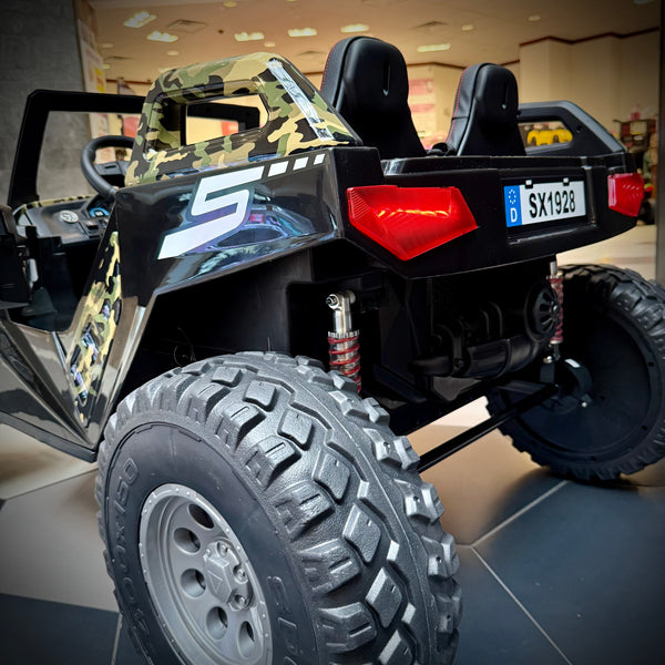 TOUCH TV CLASH 24V ADJUSTABLE SEAT PARENTAL REMOTE RUBBER TIRES 4X4 LETHER SEAT 5 POINT SEAT BELT FAN Code : $100 pickup