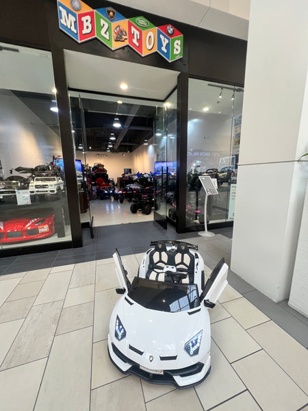 💯 Free Shipping 
TOUCH TV LICENSED LAMBORGHINI AVENTADOR 2 SEAT 24 VOLT DRIFT 4 MOTORS WITH REMOTE OVER-RIDE PAINTED WHITE