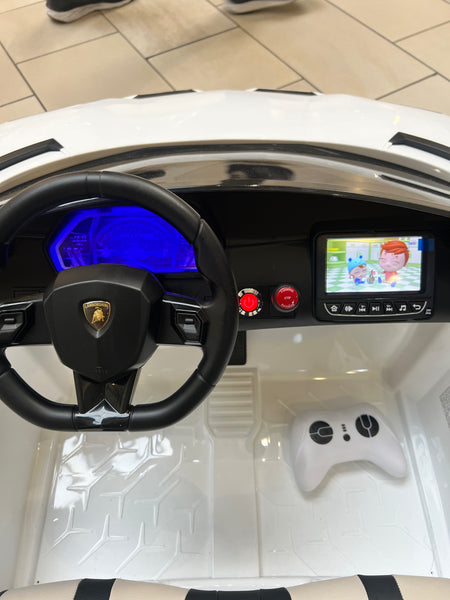 💯 Free Shipping 
TOUCH TV LICENSED LAMBORGHINI AVENTADOR 2 SEAT 24 VOLT DRIFT 4 MOTORS WITH REMOTE OVER-RIDE PAINTED WHITE