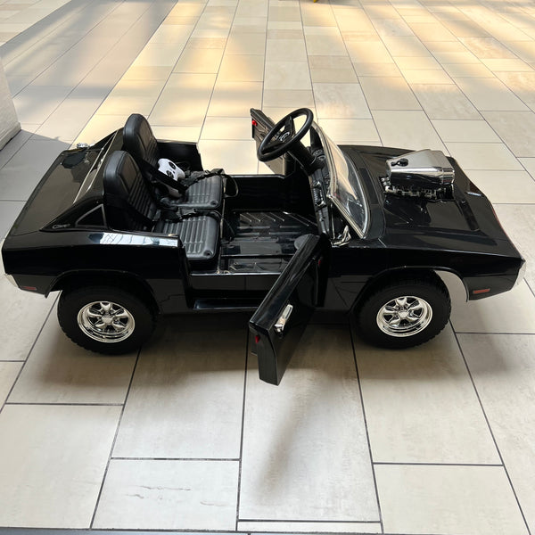 🎁 Free Shipping Dodge Classic 1979 24 Volt Two Seater Rubber Tires Leather seat Smoke Feature Black
