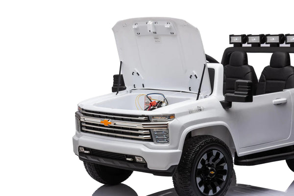 24 V CHEVY SILVERADO WITH REMOTE RUBBER TIRES LEATHER SEAT 4x4 WHITE